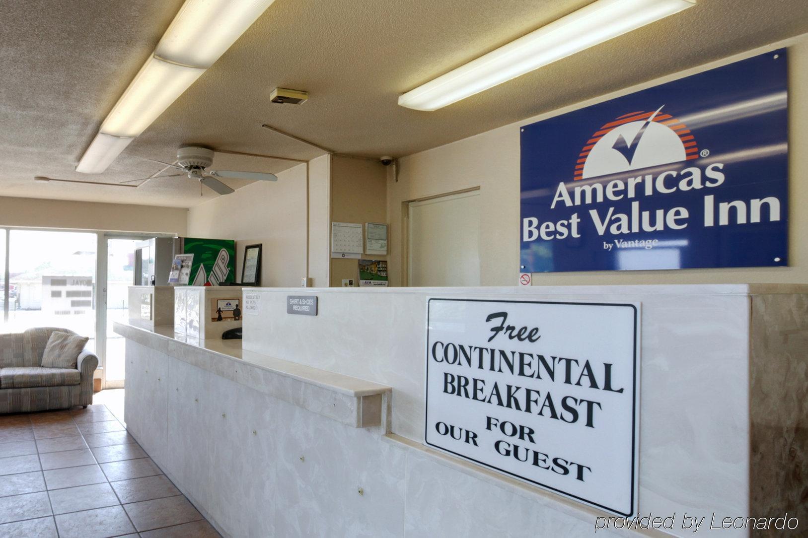 Americas Best Value Inn Alachua Beltér fotó